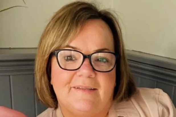 الممرضة سوزان ماكغوان (فيسبوك)