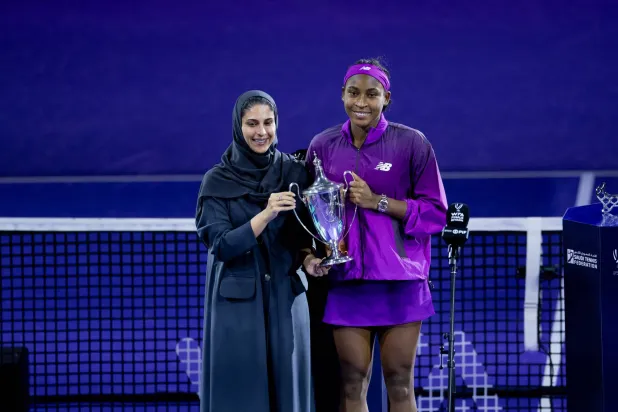 أضواء العريفي تتوج الأميركية غوف باللقب (الشرق الأوسط)