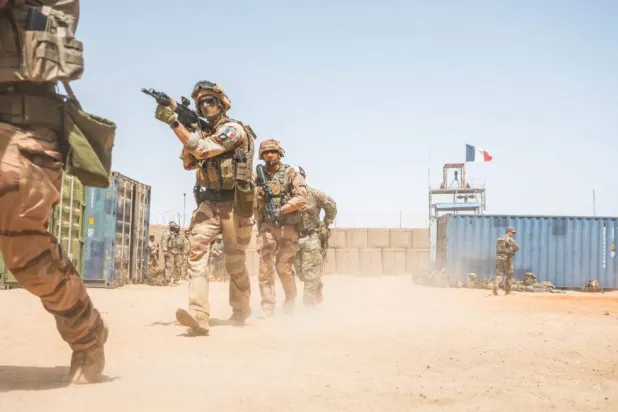 جنود فرنسيون  في مالي (سلاح الجو الأميركي)