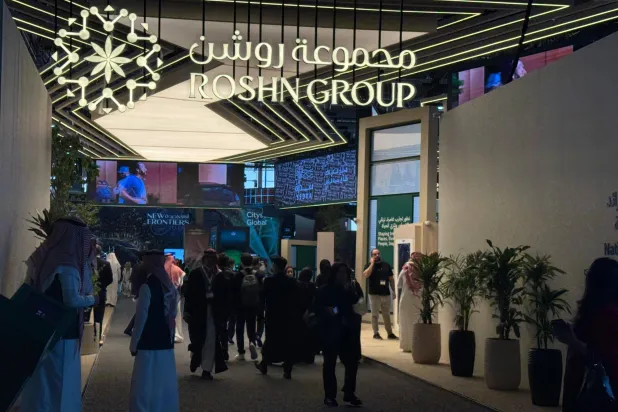 جناح مجموعة «روشن» في معرض «سيتي سكيب 2024» (الشرق الأوسط)