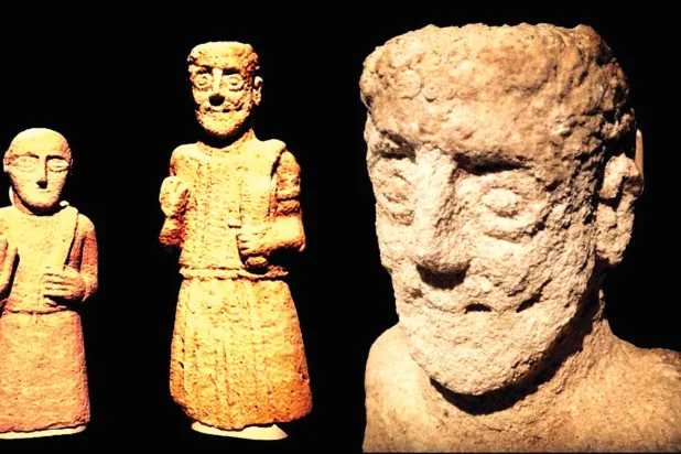 نصبان جنائزيان من مقبرة الشاخورة