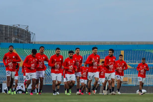 سيغيب محمد صلاح لاعب ليفربول الإنجليزي عن المواجهتين (الاتحاد المصري)