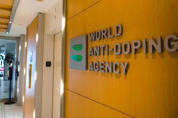 متحدث باسم «وادا» قال إن الوكالة على علم بالتحقيق (أ.ف.ب)