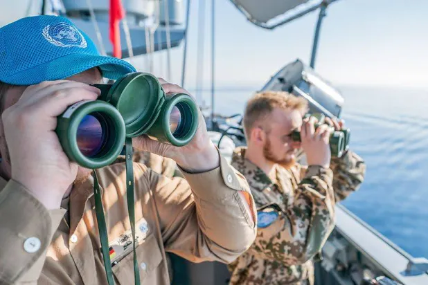 عناصر من القوة البحرية التابعة لـ«اليونيفيل» في البحر الأبيض المتوسط (د.ب.أ)