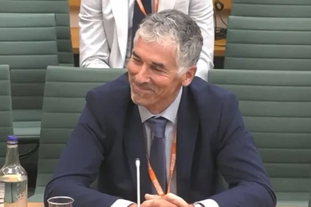 البروفسور نظام محمود