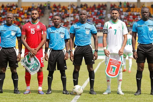 جانب من بداية مواجهة الجزائر وغينيا الاستوائية (الشرق الأوسط)