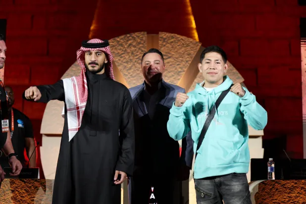 أجواء التحدي تسبق نزال «الليلة اللاتينية» التاريخية (موسم الرياض)