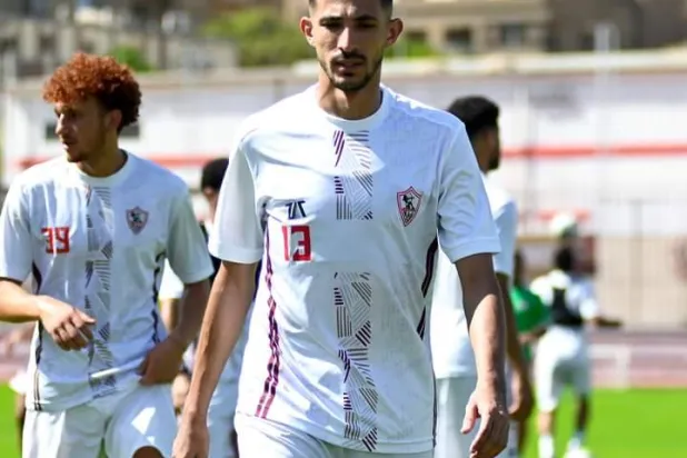 أحمد فتوح الظهير الأيسر لنادي الزمالك ومنتخب مصر (نادي الزمالك)