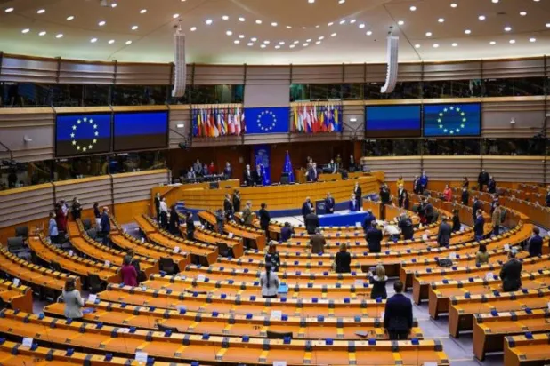 جلسة للبرلمان الأوروبي في بروكسل (أ.ب)