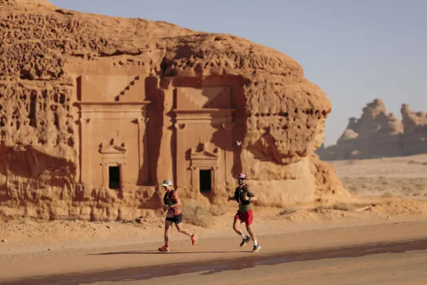 «سباق درب العُلا» يقدم لعشاق التحدي والمغامرة تجربة فريدة من نوعها (الشرق الأوسط)