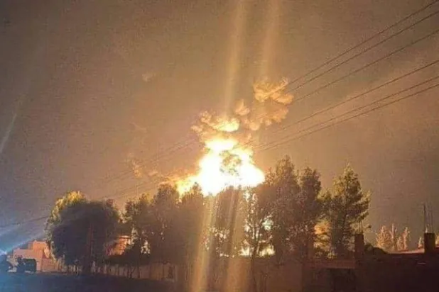 صورة لصاروخ إسرائيلي في السماء «أرشيفية - المرصد السوري لحقوق الإنسان»