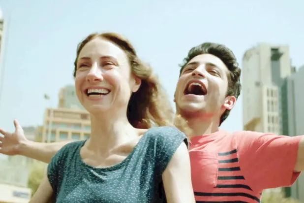 دياماند بوعبّود وبلال حموي في «أرزة» (مهرجان أفلام آسيا الدولي)