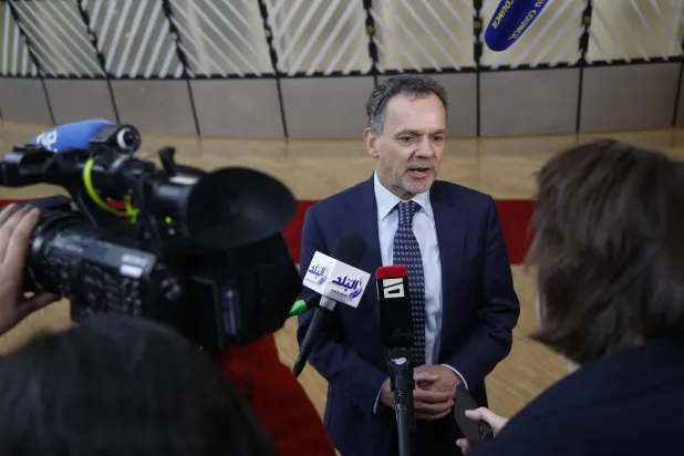 وزير الخارجية الهولندي كاسبار فيلدكامب (أ.ب)