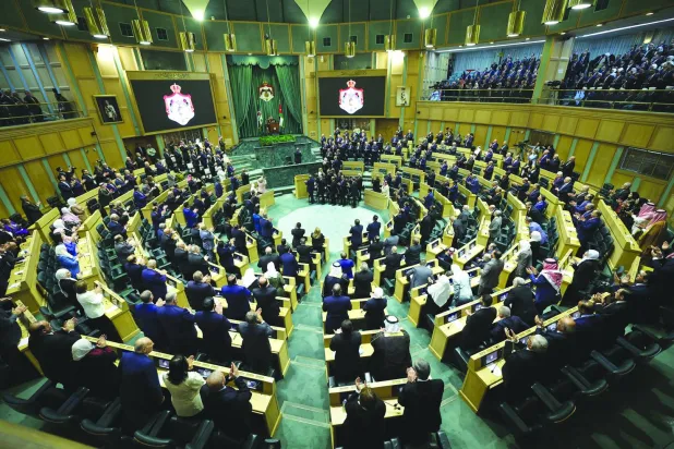 الجلسة الافتتاحية لأعمال الدورة الجديدة للبرلمان الأردني (رويترز)