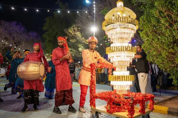 فعاليات متنوعة شهدت إقبالاً كبيراً (الشرق الأوسط)