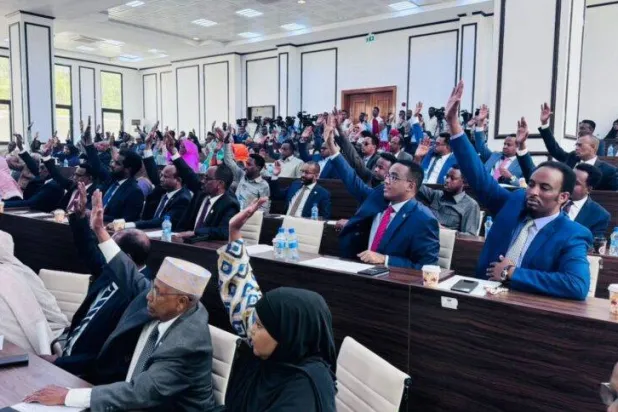 البرلمان الفيدرالي في الصومال يصادق على قانون الانتخابات (وكالة الأنباء الصومالية)