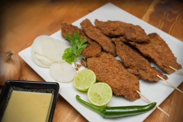 «الأقاشي» السودانية تغازل سفرة المصريين