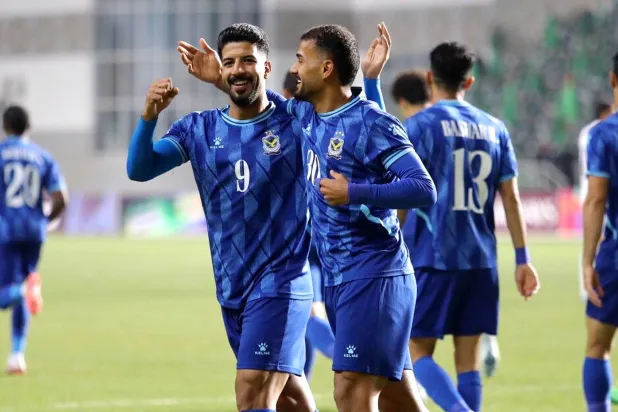 فرحة لاعبي القوة الجوية العراقي تكللت بفوز في دوري أبطال آسيا 2 (الشرق الأوسط)