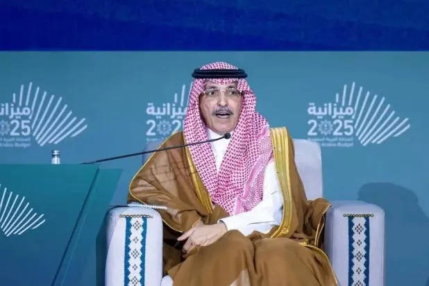 Finance Minister Mohamed Al-Jadaan speaks in the first dialogue session of the 2025 Budget Forum. (Asharq Al-Awsat)