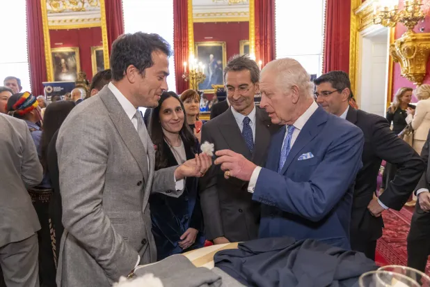 ريكاردو ستيفانيللي يستعرض النتائج الأولى المتعلقة بمفهوم «الاستدامة البشرية» (برونيللو كوتشينللي)