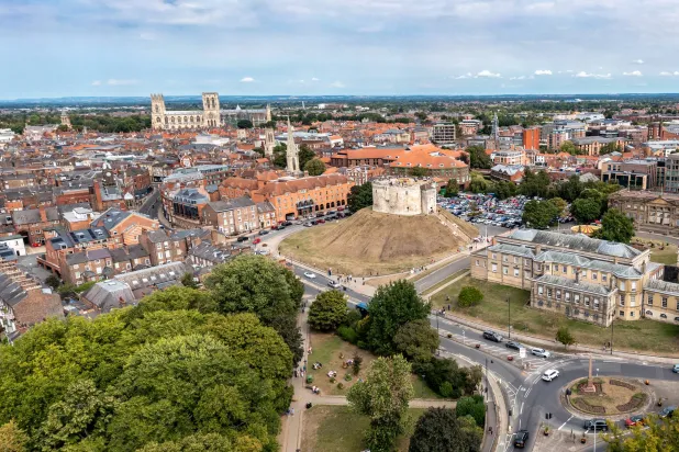 تسمية المدينة التاريخية ثاني أجمل مكان تزوره (شاترستوك)