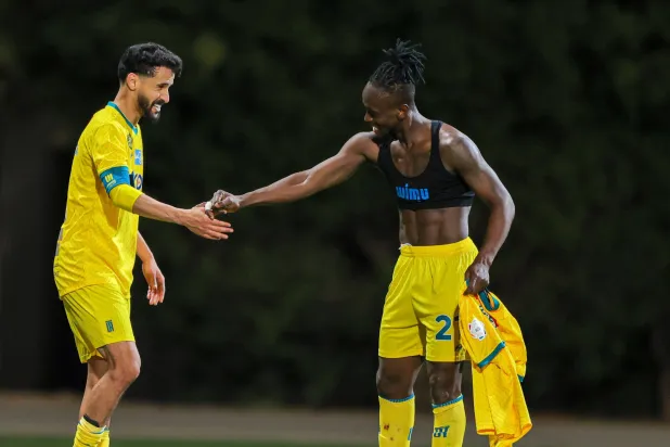 فرحة كبيرة لفريق العروبة بالهدف القاتل الذي سجله بواتينغ (الدوري السعودي)