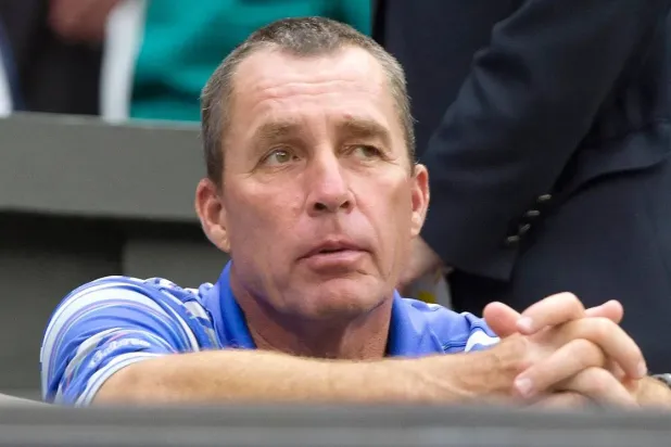 إيفان ليندل سيدرّب البولندي هوركاتش (أ.ب)