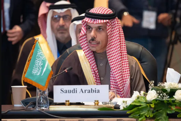 وزير الخارجية السعودي الأمير فيصل بن فرحان خلال مؤتمر القاهرة الوزاري للمساعدات الإنسانية لغزة المنعقد في مصر (واس)