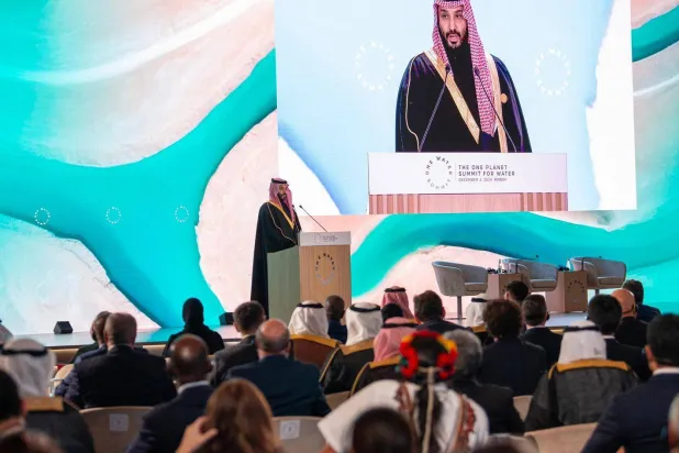 ولي العهد يلقي كلمته في افتتاح قمة «المياه الواحدة» بالرياض (الشرق الأوسط)