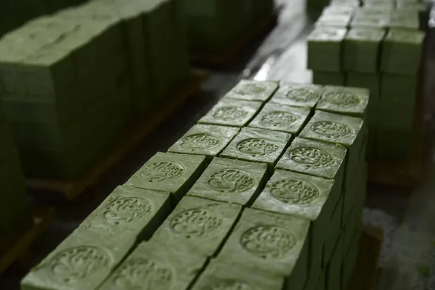 صابون الغار الحلبي الشهير من الأقدم في العالم (أ.ف.ب)