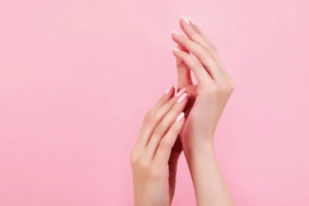 8 معلومات يجدر بك أن تعرفها عن أظافرك