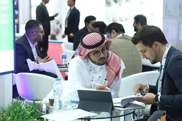 خلال إحدى النسخ السابقة لـ«سي بي إتش أي الشرق الأوسط» (الموقع الرسمي للمعرض)