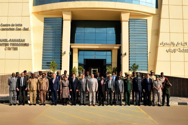 جانب من دورة «التخطيط الاستراتيجي لمكافحة الإرهاب» لضباط الدول الأفريقية (المتحدث العسكري المصري)