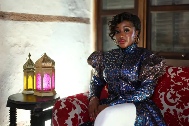 إيني إيدو ترى أنّ السينما توحّد الشعوب (البحر الأحمر)