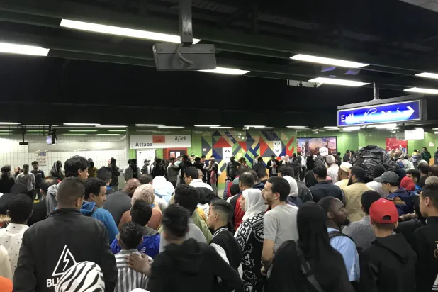 الزحام من أسباب انتشار العدوى (تصوير: عبد الفتاح فرج)