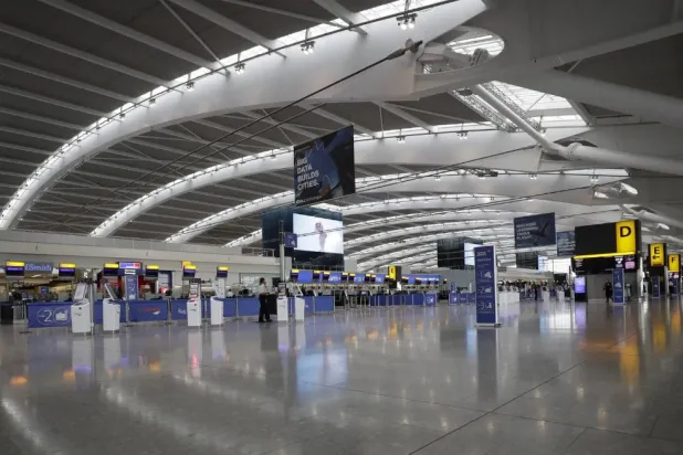 صندوق الاستثمارات العامة السعودي يهدف لدعم تحقيق النمو المستدام في مطار هيثرو (أ.ب)