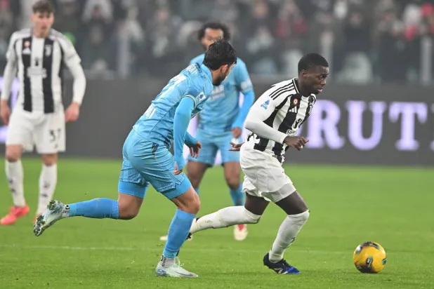 يوفنتوس لم يضع تقديرات مبدئية للفترة التي سيغيب فيها ويا (إ.ب.أ)