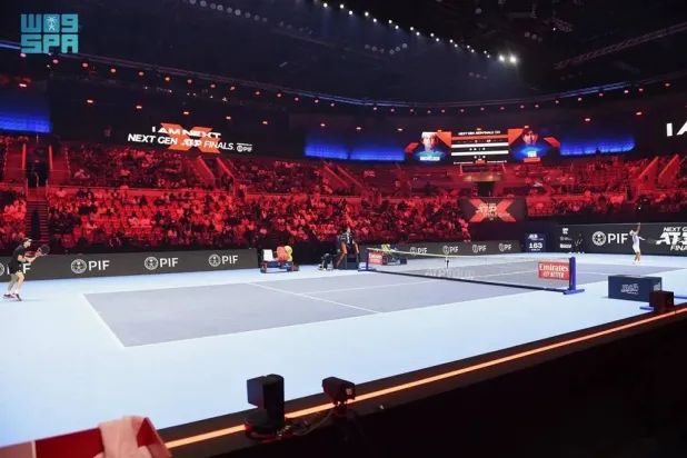 Tien secured the first ticket to the final after defeating his compatriot Alex Michelsen in a thrilling five-set match. (SPA)