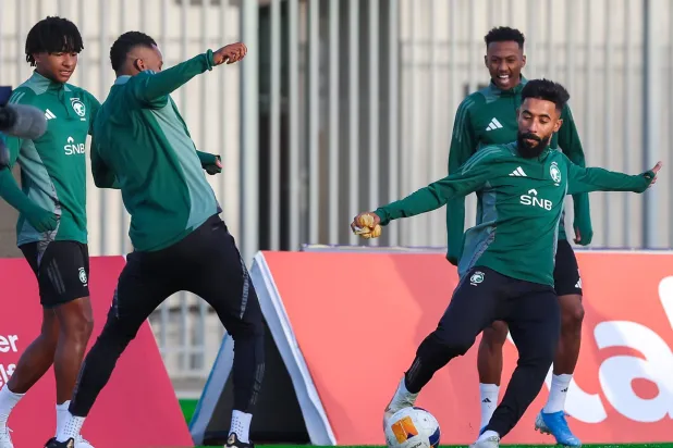 تتكون القائمة الرئيسية للمباريات في بطولة «كأس الخليج 26» من 23 لاعباً والمنتخب السعودي لديه الآن 25 (المنتخب السعودي)