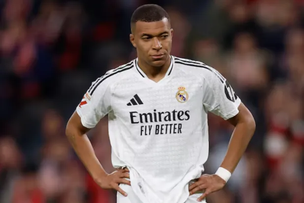 Soccer Football - LaLiga - Athletic Bilbao v Real Madrid - San Mames, Bilbao, Spain - December 4, 2024 Real Madrid's Kylian Mbappe before taking a penalty kick REUTERS/Vincent West/ File Photo 