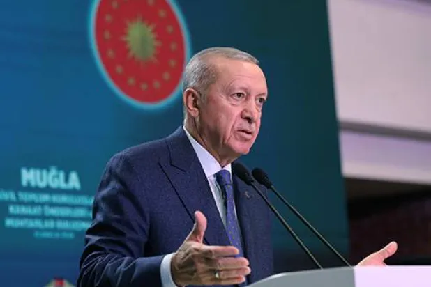 الرئيس التركي رجب طيب إردوغان أعاد الجدل حول الدستور الجديد لبلاده (الرئاسة التركية)