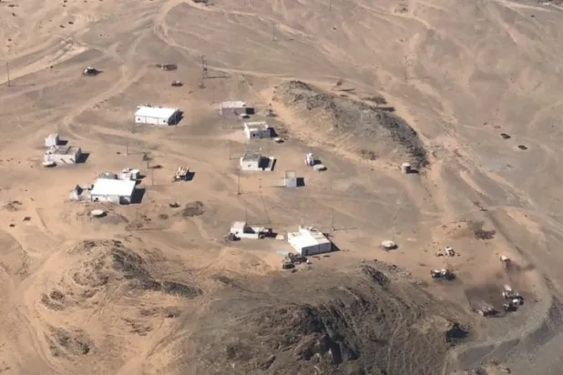 جانب من عمليات الكشف عن الثروات المعدنية في السعودية التي تشهد توسعاً بهذا القطاع (الشرق الأوسط)