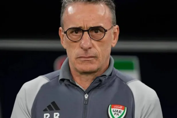 باولو بينتو مدرب الإمارات (رويترز)