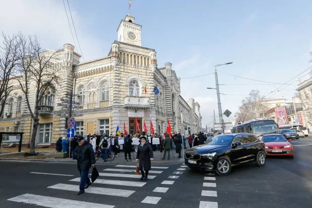 اتهمت روسيا «الناتو» بالسعي إلى تحويل مولدوفا مركزاً لوجيستياً لدعم الجيش الأوكراني (إ.ب.أ)