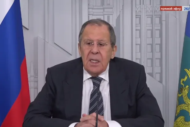 وزير الخارجية الروسي سيرغي لافروف (لقطة من بث حي للمؤتمر الصحافي)