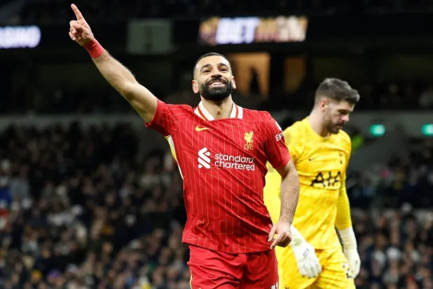 صلاح يتطلع لمواصله تألقه مع ليفربول (رويترز)