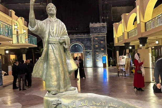 يعد «شارع المتنبي» أحد الرموز الثقافية البارزة للعاصمة العراقية بغداد (الشرق الأوسط)