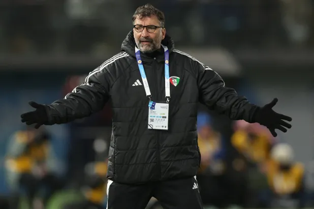 خوان أنطونيو بيتزي (رويترز)