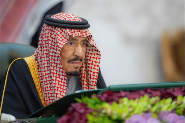 خادم الحرمين الشريفين الملك سلمان بن عبد العزيز يترأس جلسة مجلس الوزراء (واس)