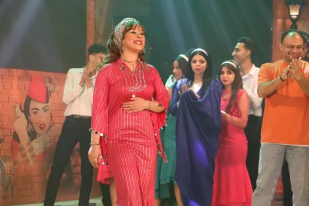 لقطة من مسرحية «نوستالجيا 80 - 90» (البيت الفني للمسرح)